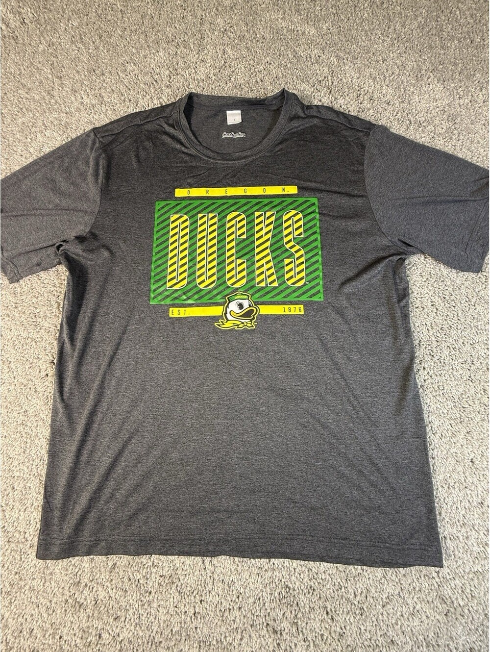 Oregon Ducks T-Shirt Men’s Large Gray Captivating Logo Tee NWT